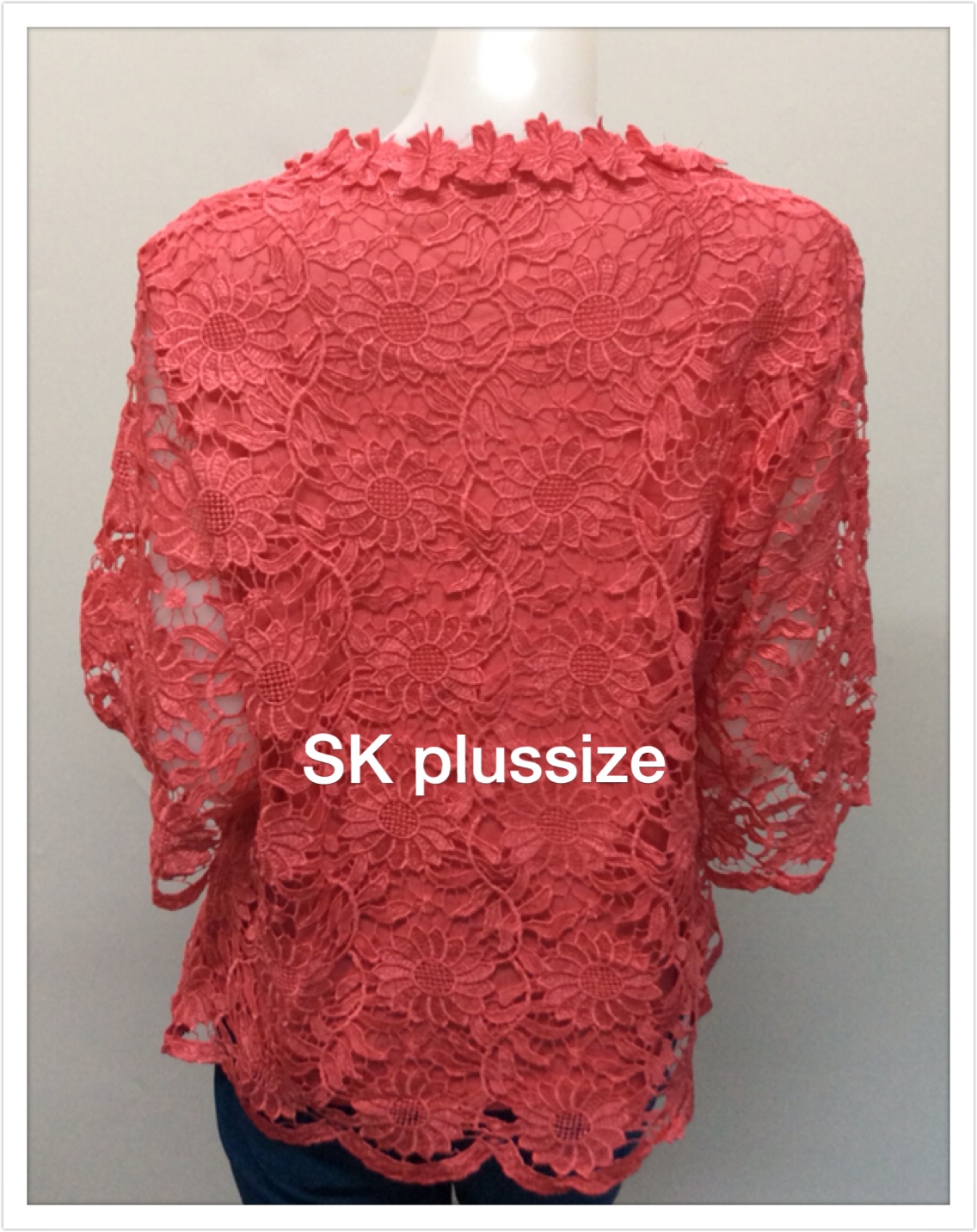 เสื้อลูกไม้ สีโอลด์โรส คอกลม แขน 3 ส่วน รอบอก 40 นิ้ว