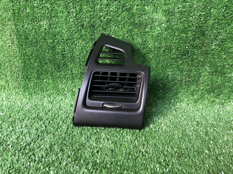 ช่องลมแอร์รถยนต์