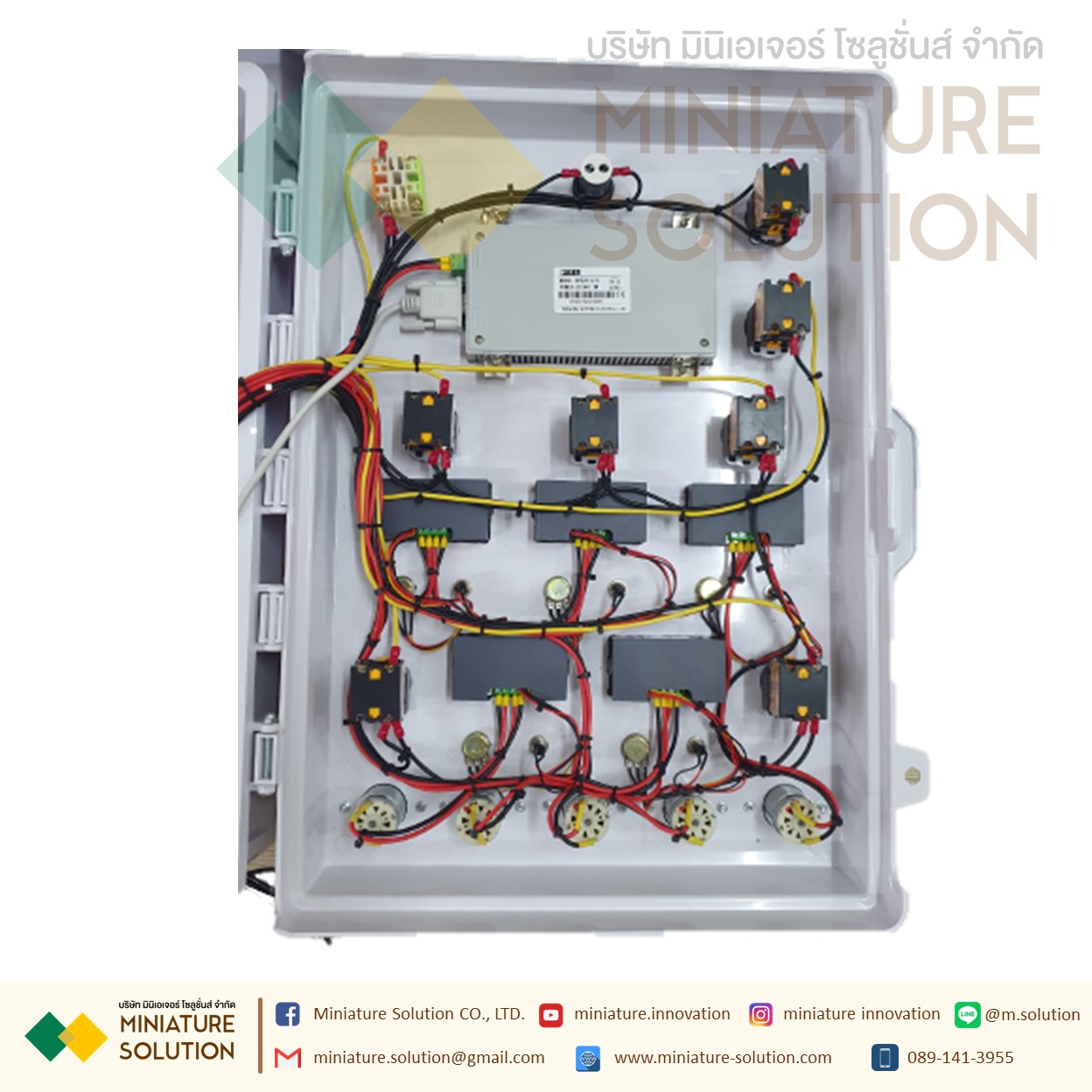 ตู้ระบบควบคุมปุ๋ยปรับค่าสารอาหาร EC ค่าเป็นกรดด่าง PH อัตโนมัติโดยใช้เซนเซอร์ในการตัดสินใจ สำหรับผักไฮโดรโปนิกส์