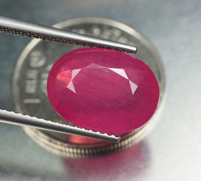 พลอยทับทิม (Ruby)7.02 กะรัต