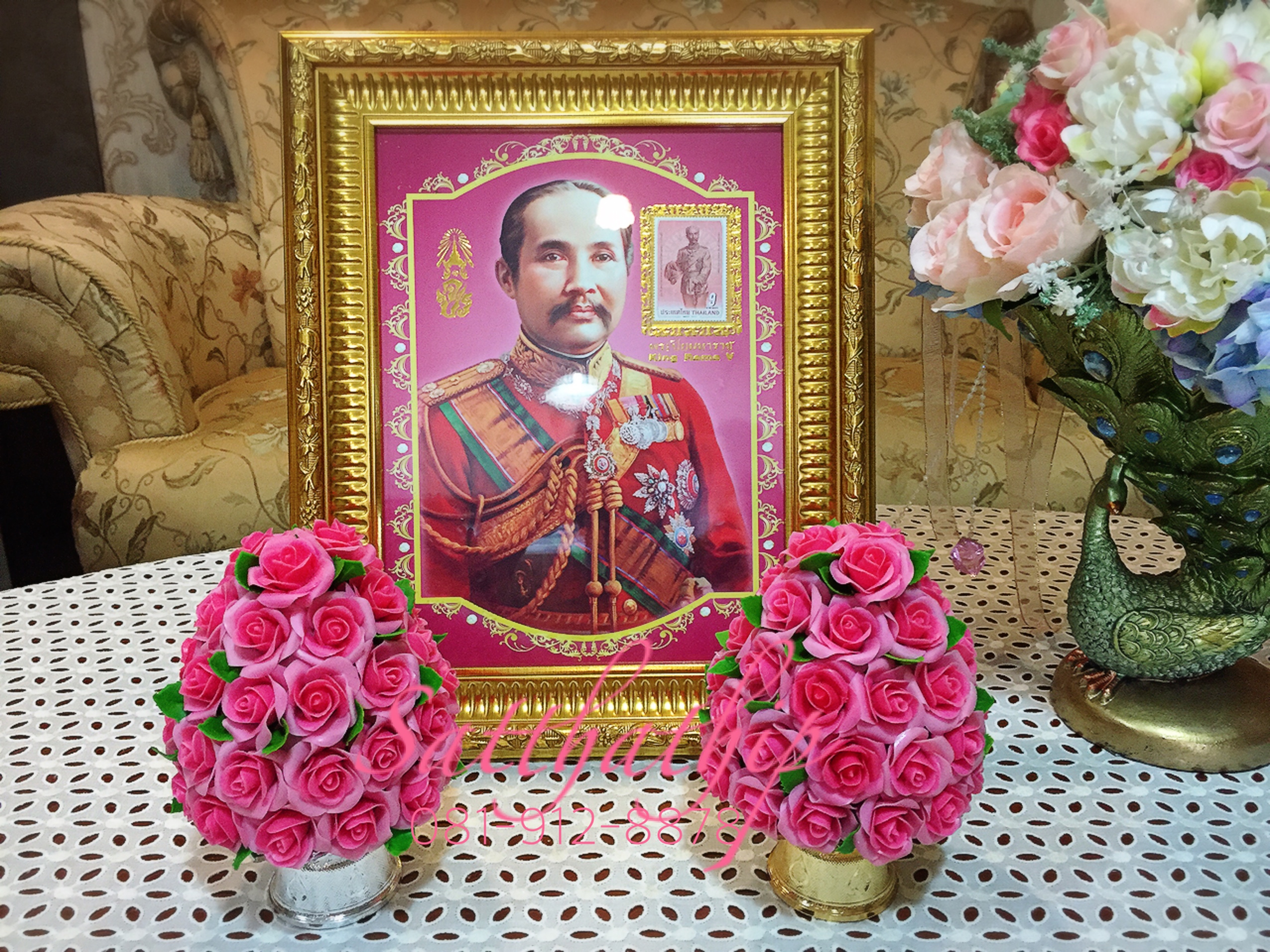 พานพุ่มดอกกุหลาบ ประดิษฐ์จากดิน [4.5 นิ้ว 1,500 บาท/คู่]