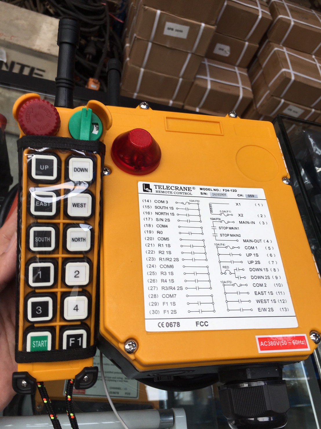 รีโมทเครนไฟฟ้า ไร้สาย รุ่น F24-12D telecrane 12 ปุ่ม 2 สปีด/รีโมทรอกไฟฟ้าไร้สาย รุ่น F24-12D telecrane 12 ปุ่ม 2 สปีด/F24-12D telecrane crane control remote 2 speed