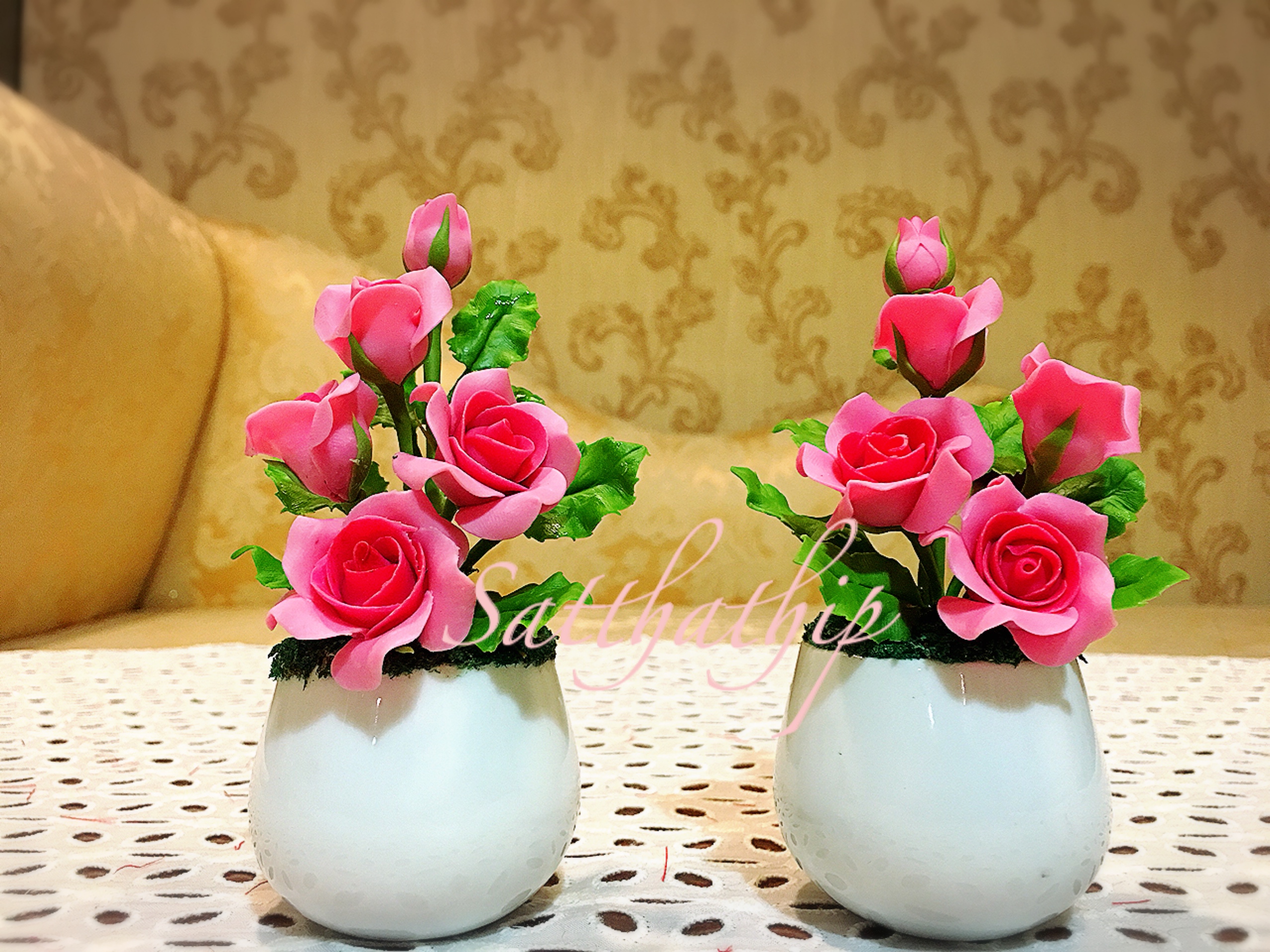 แจกันดอกกุหลาบ สีชมพู ประดิษฐ์จากดิน - ดอกกุหลาบ - Rose Flower