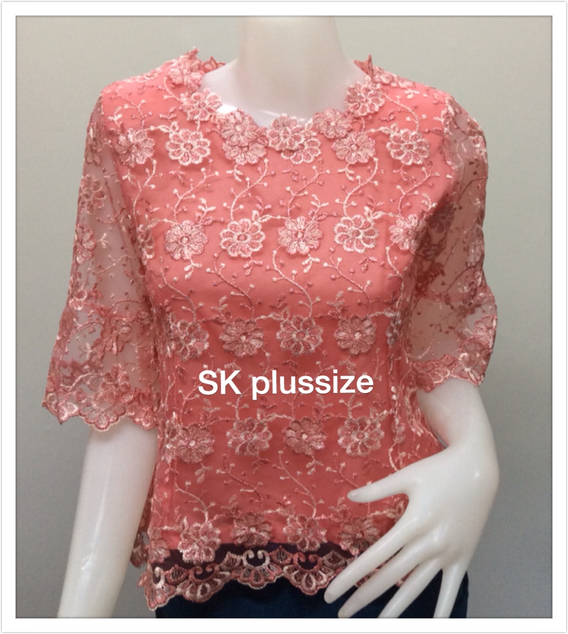 เสื้อลูกไม้บุหงา สีโอรส แขนต่อระบาย รอบอก 38 นิ้ว