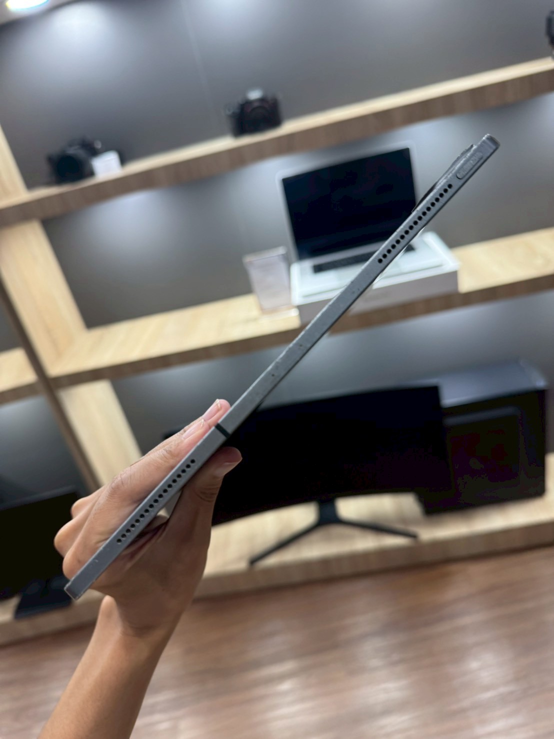 iPad Pro 12.9" Gen 4 256GB Wifi + Cellular สี Space Gray