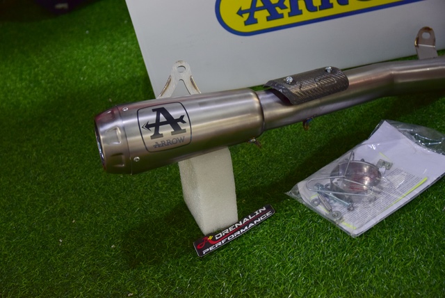 ท่อ Arrow รุ่น Pro-Race titanium Half system สำหรับ ZX10R ปี 2022+ (For Exhibition only)