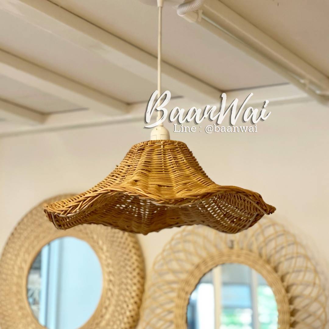 โคมไฟหวาย ทรงดอกไม้ สานทึบ ขนาก 43*15 cm