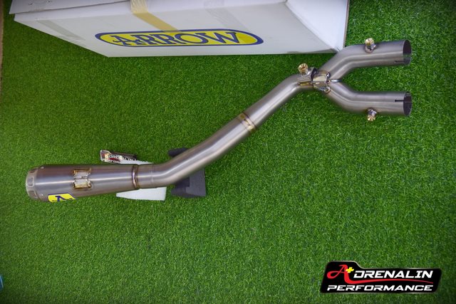 ท่อ Arrow Pro race + Y pipe สำหรับ R1 ปี 2015 ขึ้นไป (For Exhibition only)