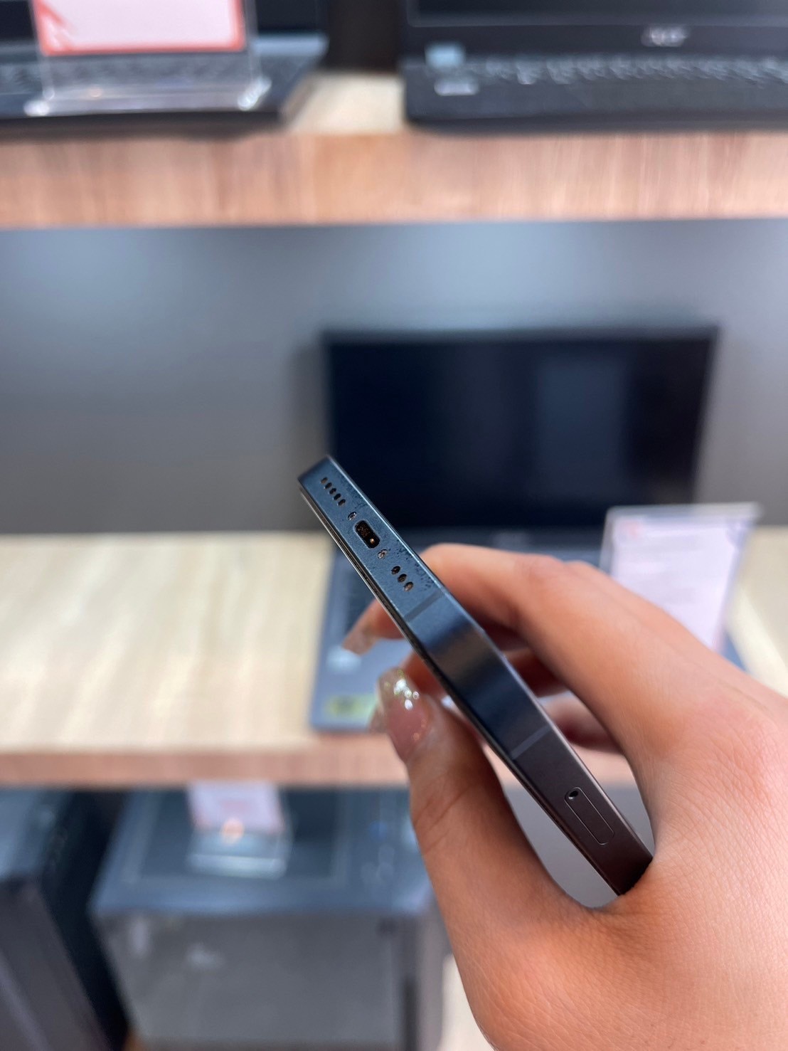 iPhone 13 128GB Midnight