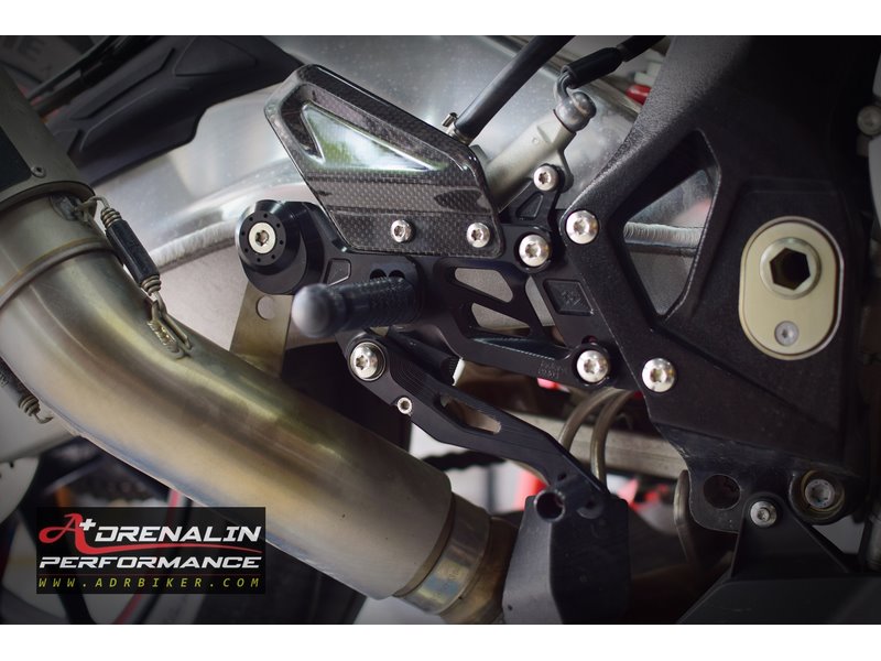 Gilles Tooling - เกียร์โยง (Rearset) สำหรับ S1000RR ปี 2015