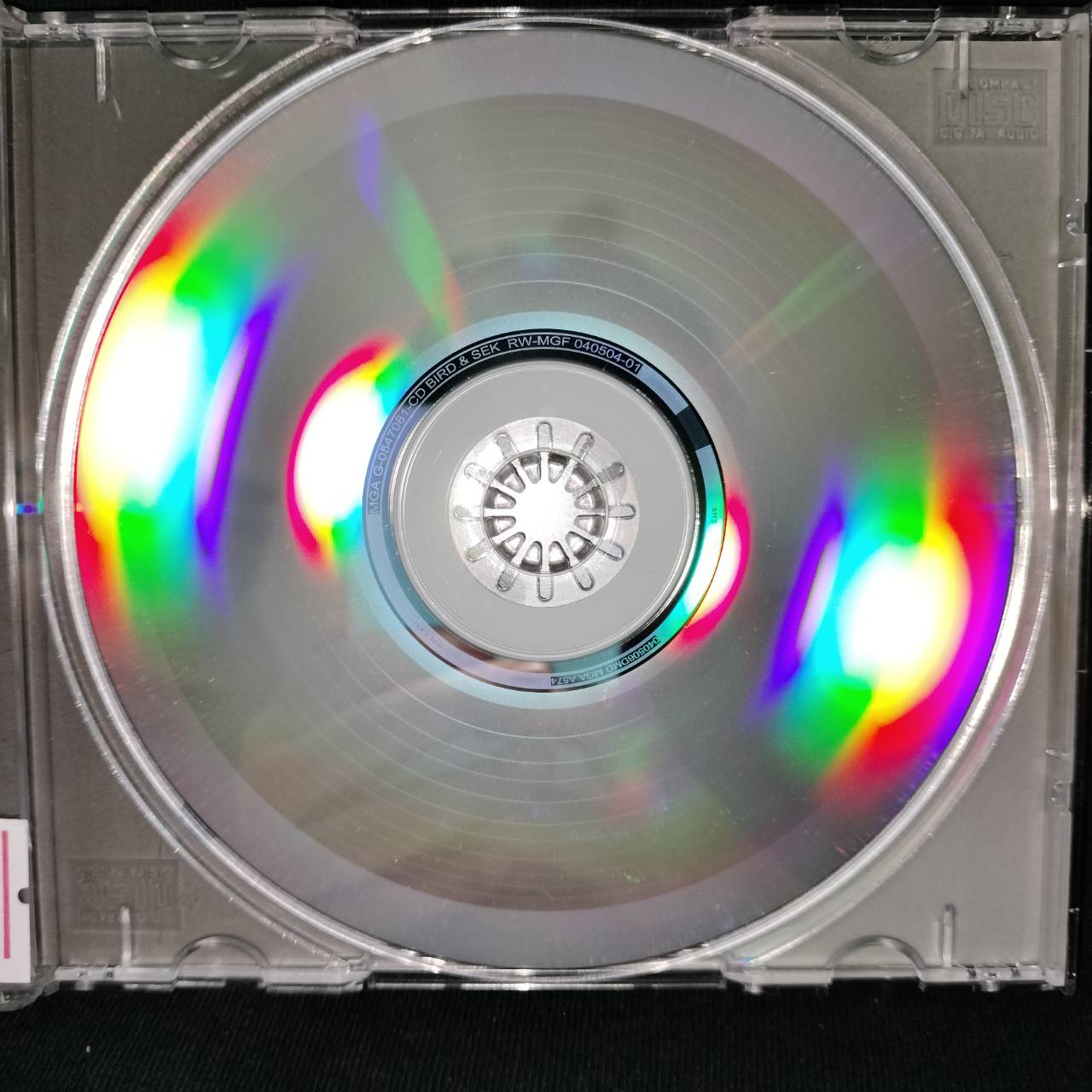 เบิร์ด ธงไชย แมคอินไตย์ – เบิร์ด-เสก / ปกเจาะ / แผ่นดี