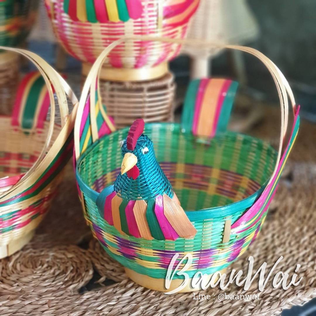 ตะกร้าไก่ ตะกร้าใส่ไข่ ตะกร้าไม้ไผ่ ตะกร้าไม้ไผ่สานทรงไก่ (Random)