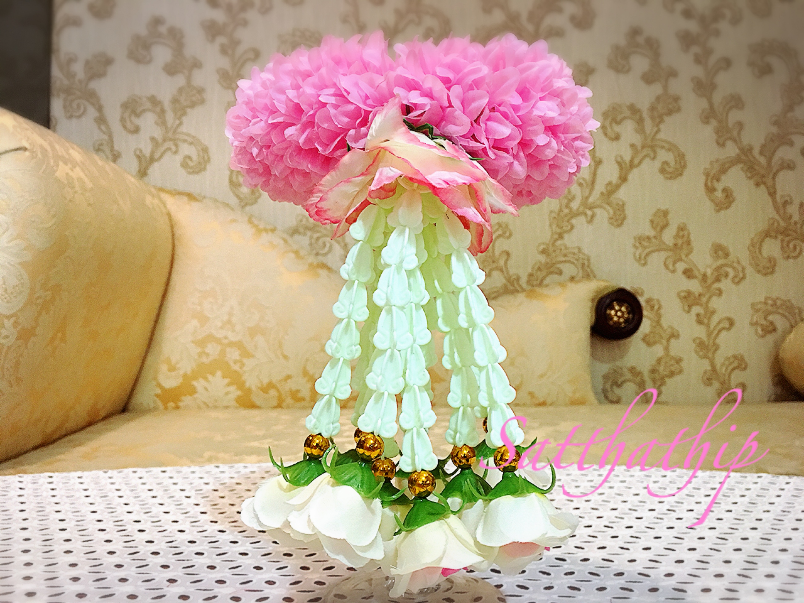 พวงมาลัยผ้า - พวงมาลัยดอกมัม ประดิษฐ์ - พวงมาลัยถวายศาลพระภูมิ - Fabric garland