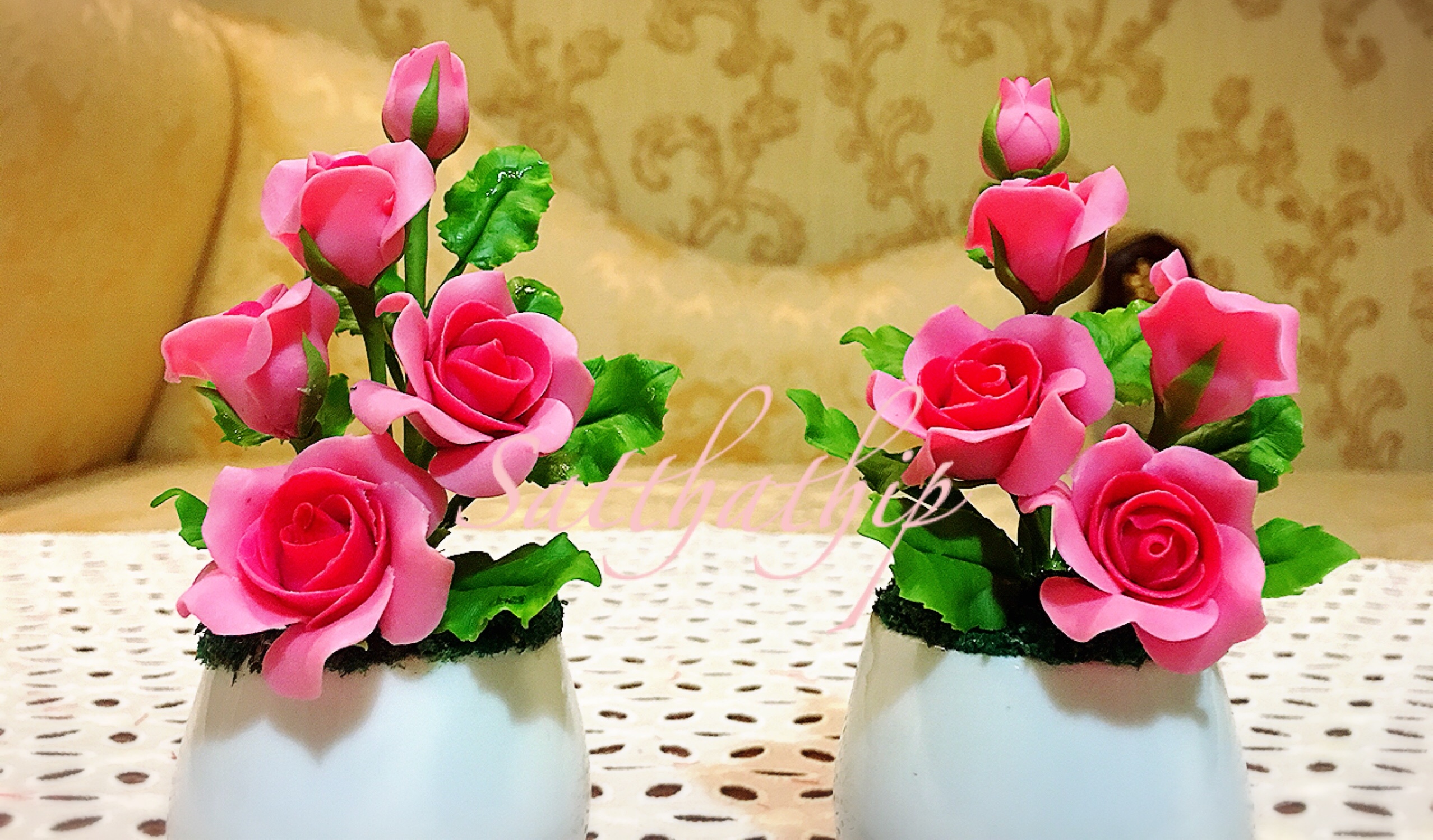 แจกันดอกกุหลาบ สีชมพู ประดิษฐ์จากดิน - ดอกกุหลาบ - Rose Flower