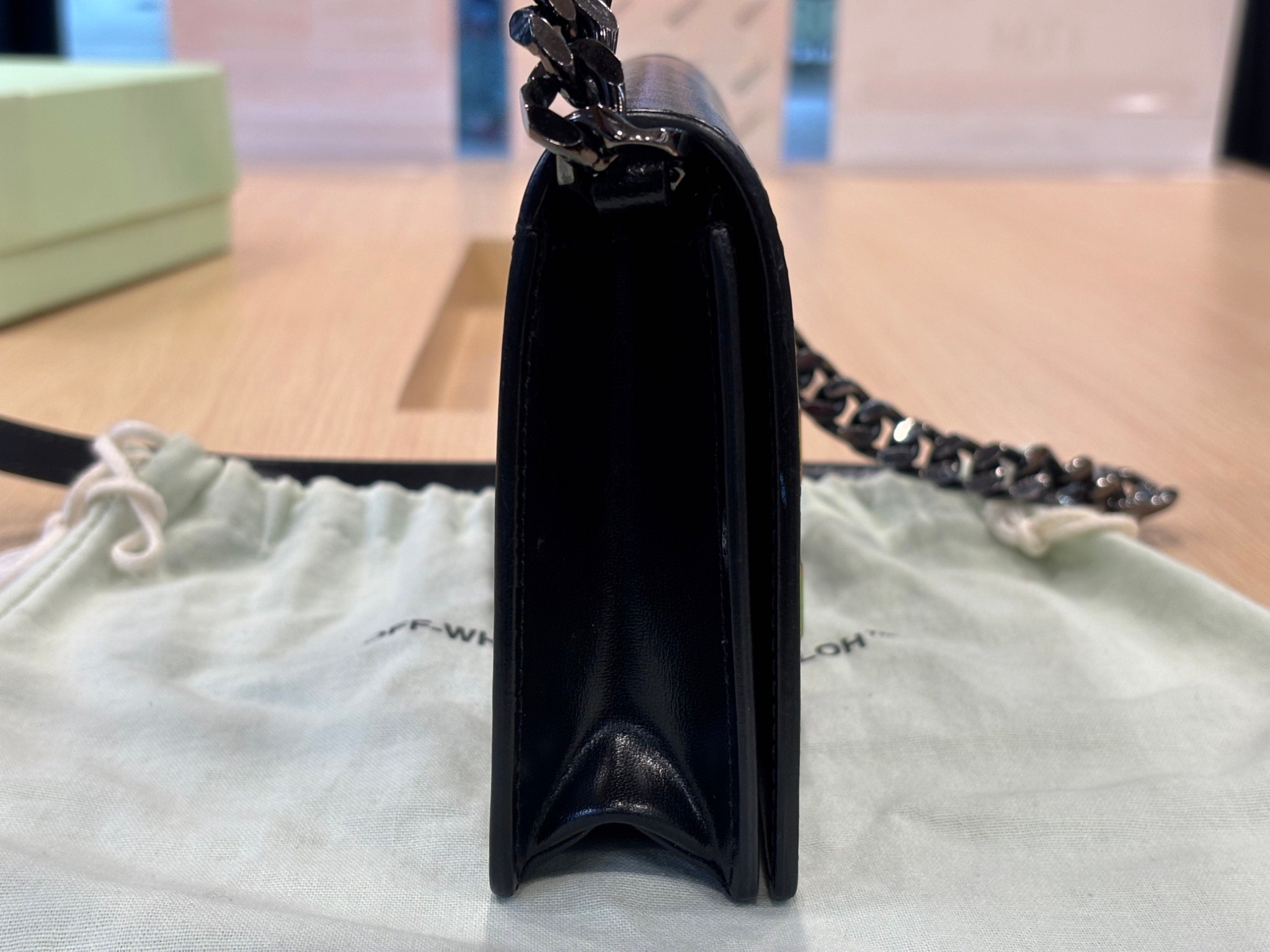 Off-White Twist Jitney 0.5 Black