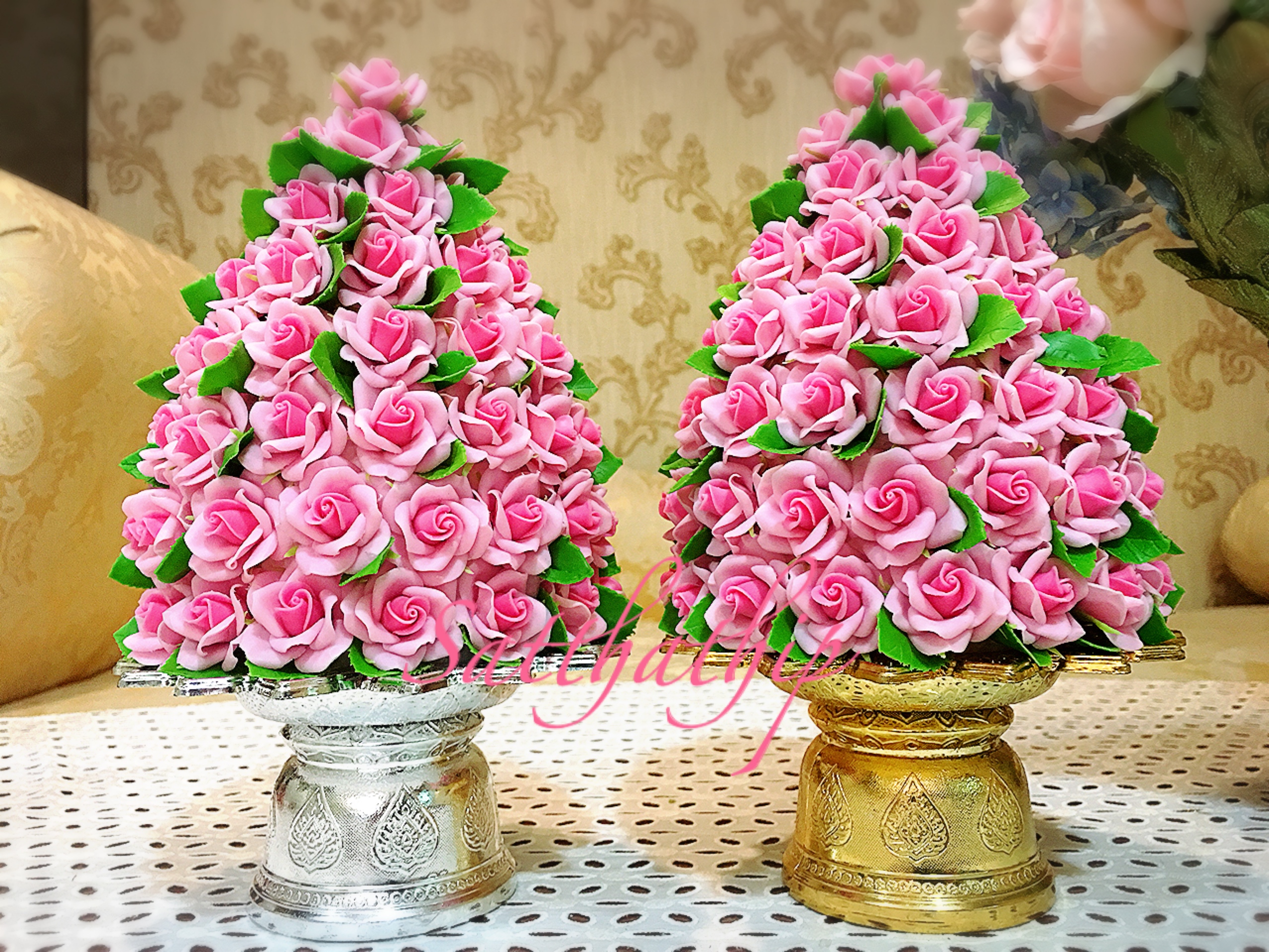 พานพุ่มดอกกุหลาบ - พานพุ่มดอกกุหลาบสีชมพู ประดิษฐ์จากดิน - Rose Flower - Phan bush