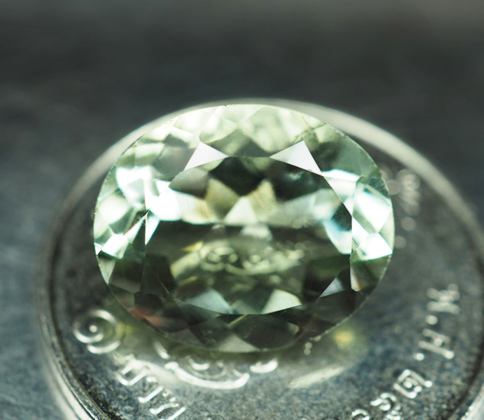 อเมทิสต์สีเขียว (Green Amethyst) 4.55 กะรัต AAA