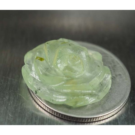 แก้วขนเหล็กหรือพรีไนท์ (Prenite Quartz) 9.40 กะรัต