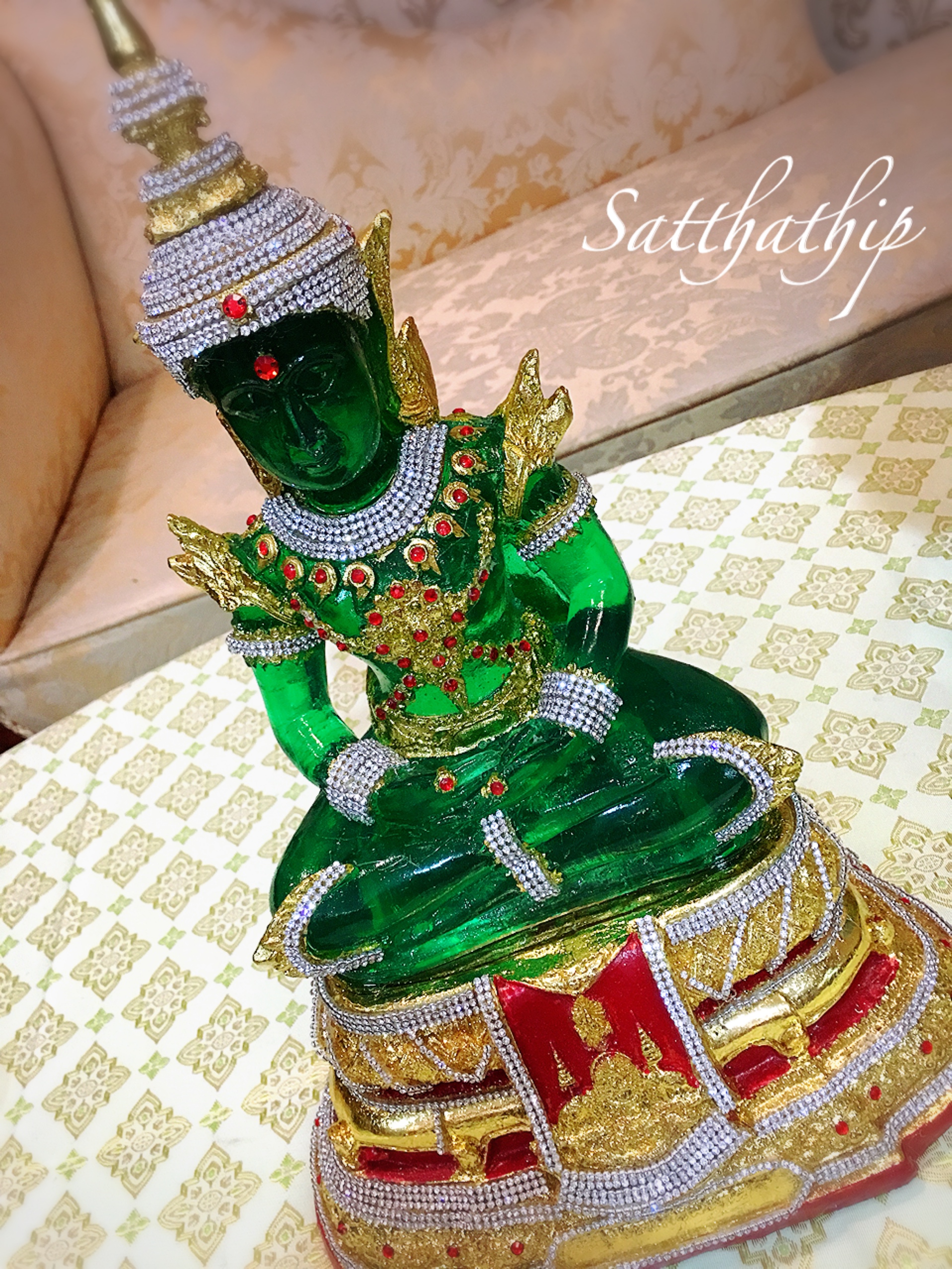 พระแก้วมรกต- พระแก้วมรกต จำลอง - Buddha statue