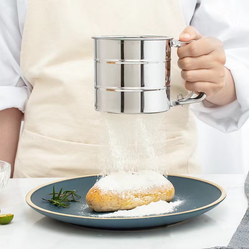 กระป๋องร่อนแป้งสแตลเลส (12-8139)