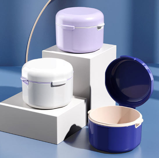 กล่องใส่ฟันปลอม,กล่องเก็บฟันปลอม,กล่องใส่รีเทนเนอร์,กล่องเก็บรีเทนเนอร์,สกรีนโลโก้