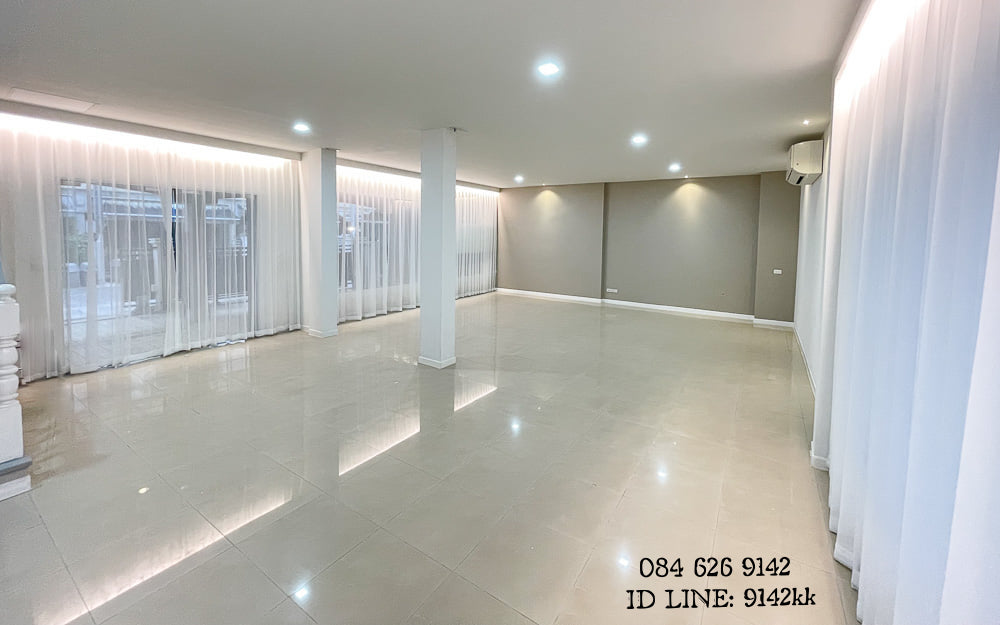 Townhouse Baan Klang Krung Rama3 For Rent