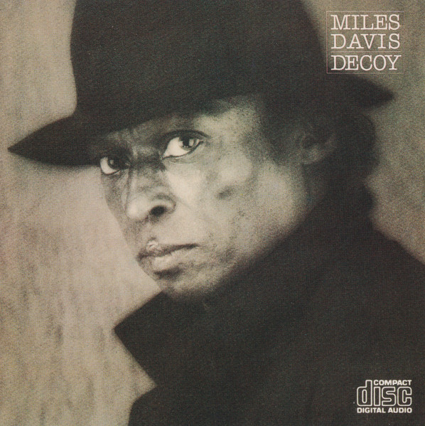 Miles Davis – Decoy / JAPAN / ปกในมีจุดเหลือง / แผ่นดี
