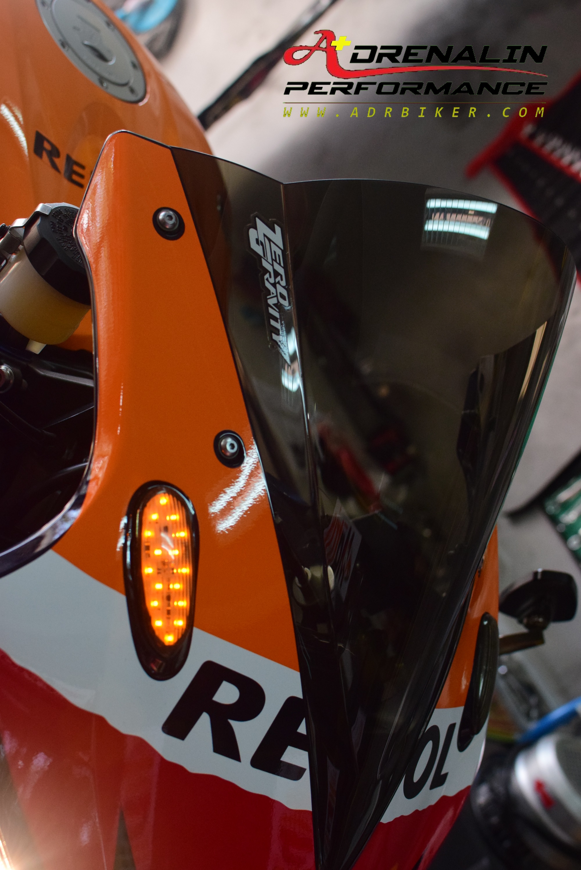 ชุดอุดกระจกหน้า พร้อมไฟเลี้ยว สำหรับ CBR1000RR 08 ขึ้นไป ของ Hotbodies