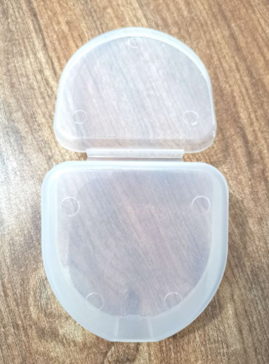 กล่องเก็บรีเทนเนอร์,กล่องรีเทนเนอร์,กล่องใส่รีเทนเนอร์