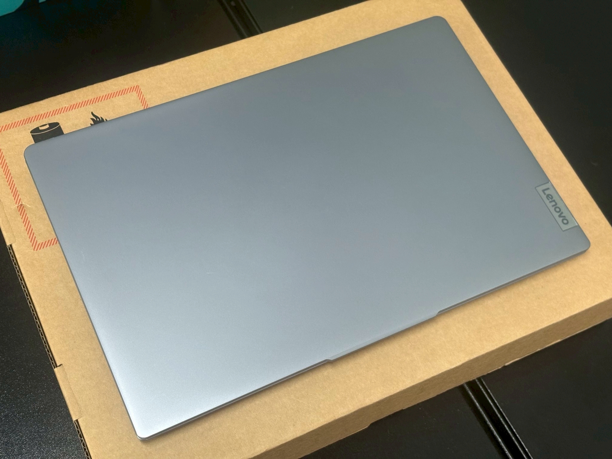 LENOVO IDEAPAD SLIM 3 15IRH8-83EM0009TA (ARCTIC GREY)