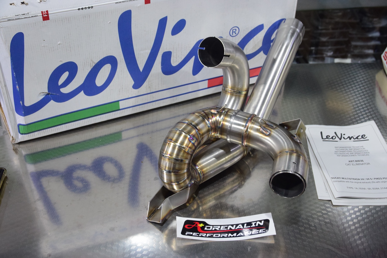 คอท่อ Leovince link pipe สำหรับ multistrada V4 V4S pike peak ใช้กับท่อเดิมและท่อแต่ง (For Exhibition only)