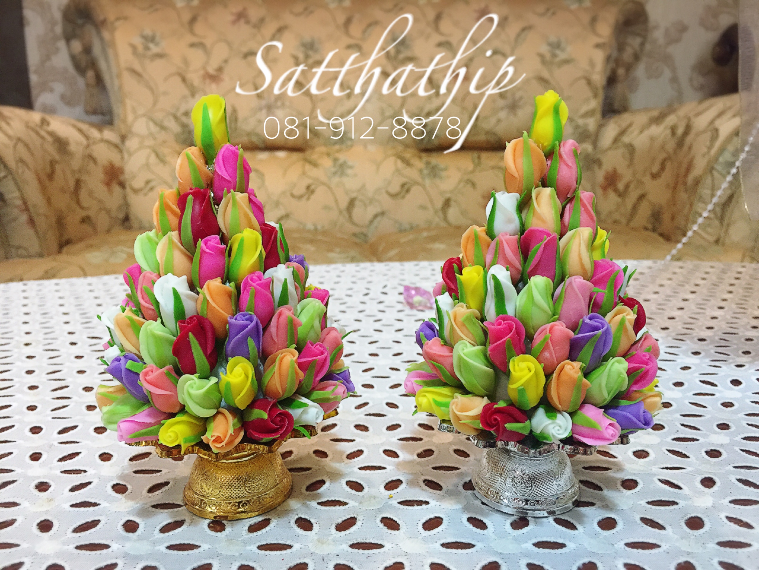 พานพุ่มดอกกุหลาบ ประดิษฐ์จากดิน [3.5 นิ้ว 850 บาท/คู่]