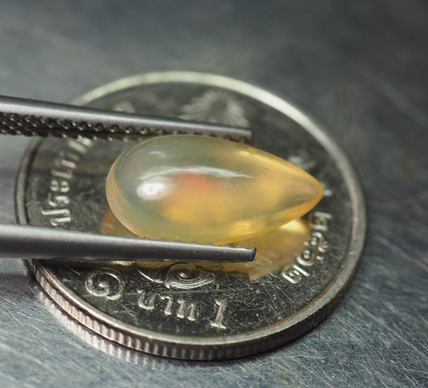 โอปอลหลากสี (Opal) 1.45 กะรัต