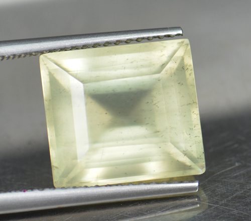 พลอยออร์โธเคลส (Orthoclase) 6.40 กะรัต
