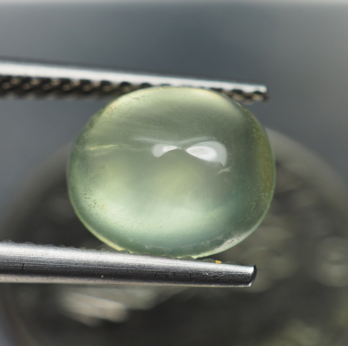 พรีไนท์สีเขียวสวย (Prehnite) 2.25 กะรัต