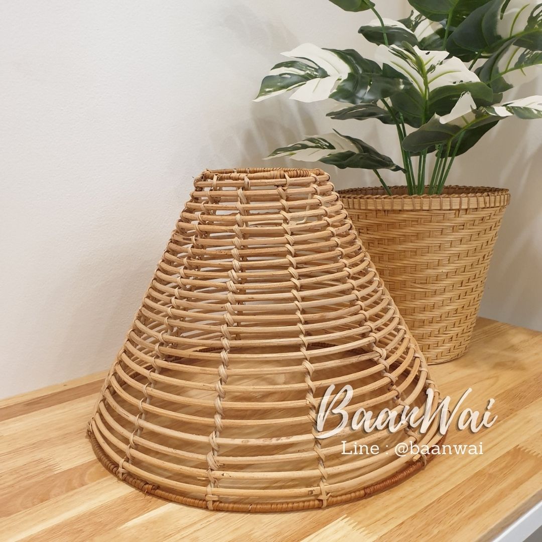โคมไฟหวาย โคมไฟตกแต่ง ขนาด 38 cm * สูง 26 cm