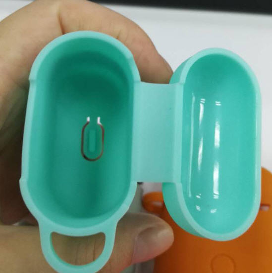 กล่องใส่หูฟัง,กล่องเก็บหูฟัง