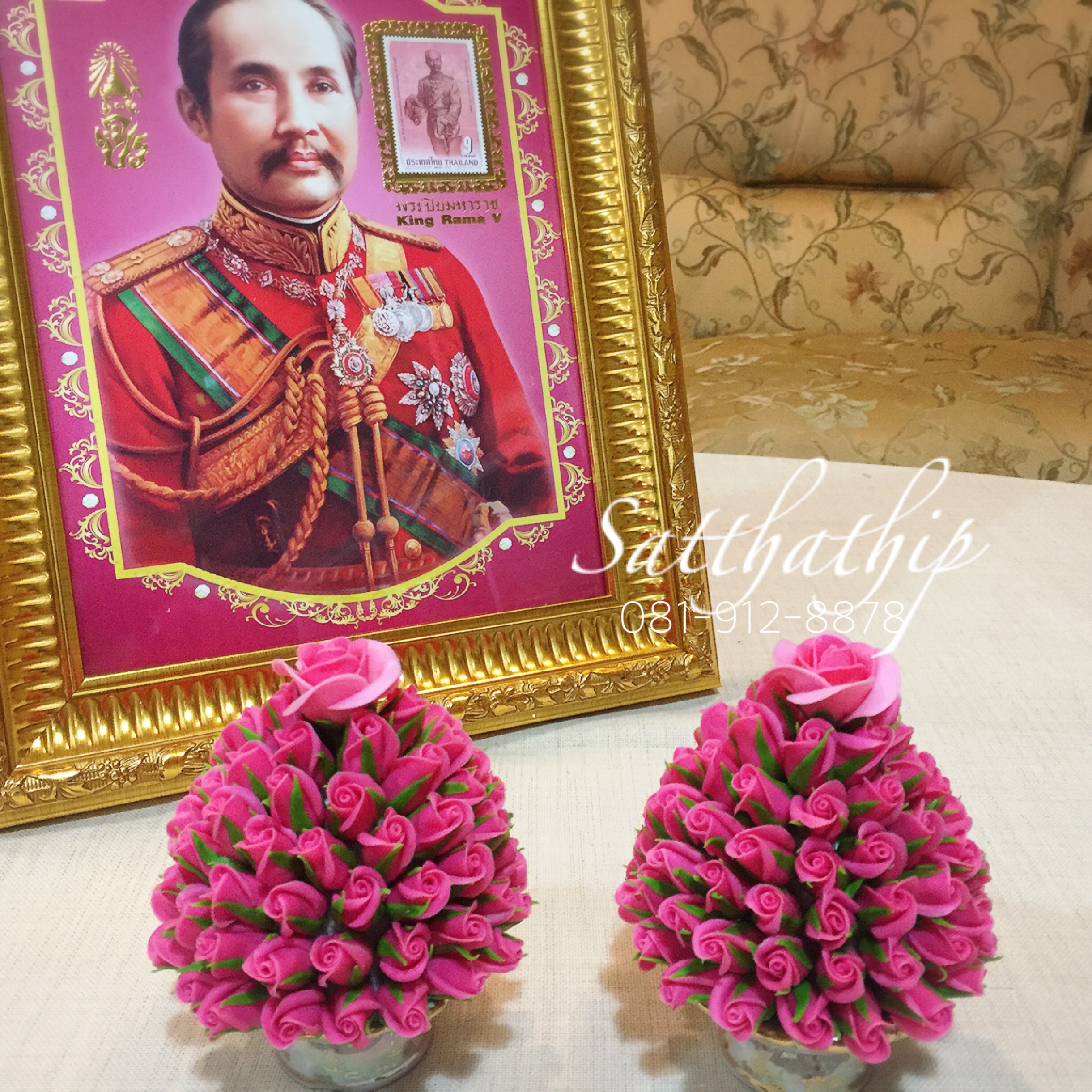 พานพุ่มดอกกุหลาบ ประดิษฐ์จากดิน [3.5 นิ้ว 1,100 บาท/คู่]