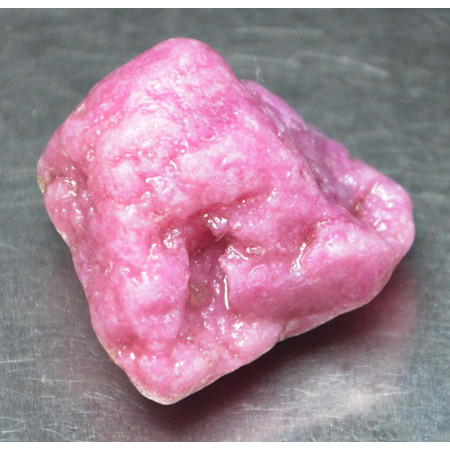 พลอยก้อนทับทิม (Ruby) 39 กะรัต