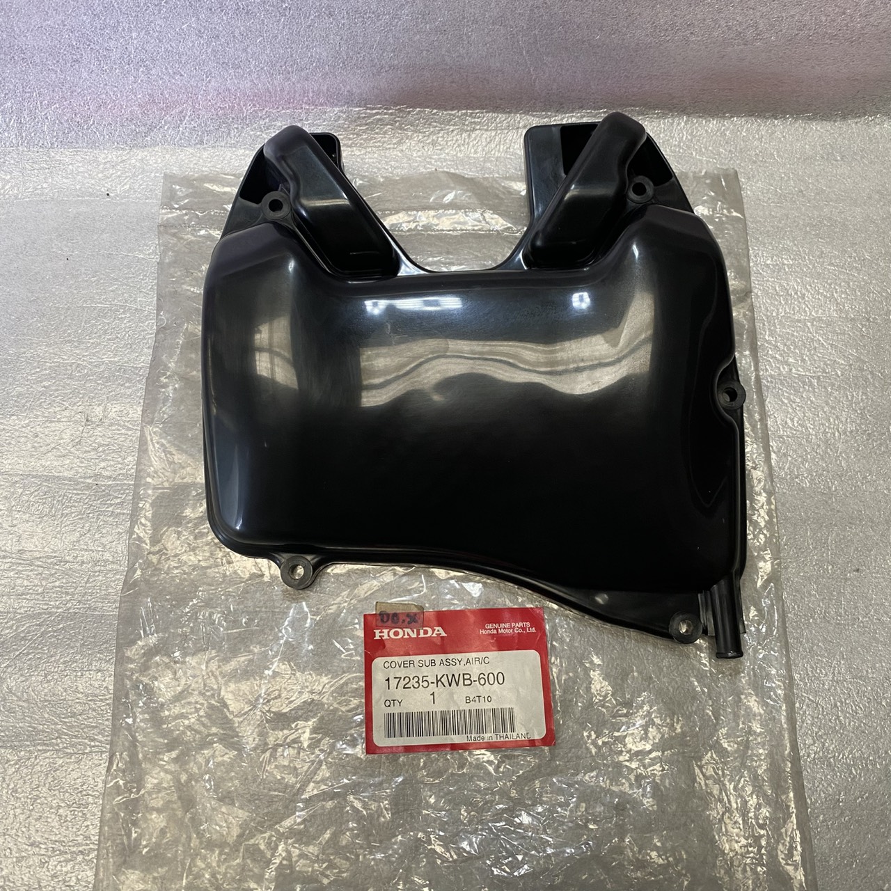 17235-KWB-600 ชุดฝาครอบเรือนไส้กรองอากาศ WAVE110i 2009 รุ่นเก่า อะไหล่แท้ HONDA