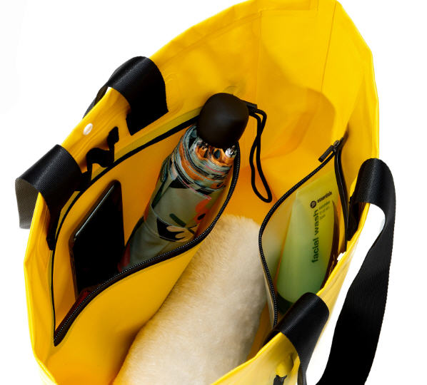 กระเป๋าถือกันน้ำ,กระเป๋าใส่เสื้อผ้ากันน้ำ,กระเป๋ากันพีวีซีกันน้ำ,18L