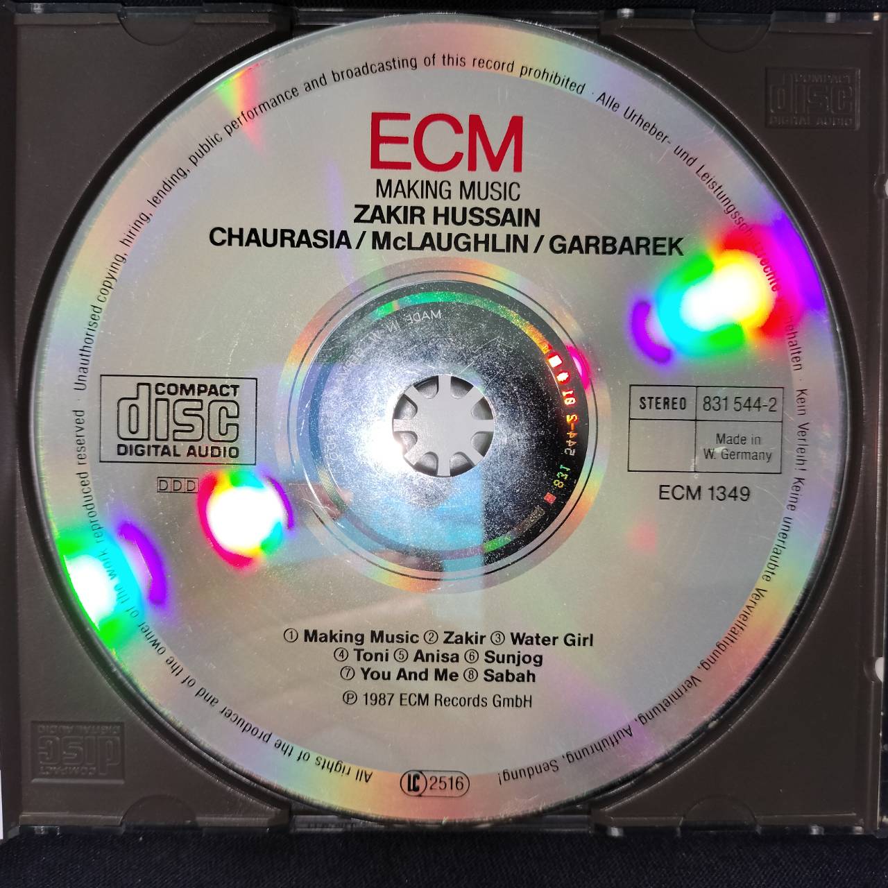 Zakir Hussain – Making Music / GERMANY / ค่าย ECM / ทะลุขอบไม่โดนเนื้อแผ่น / แผ่นดี