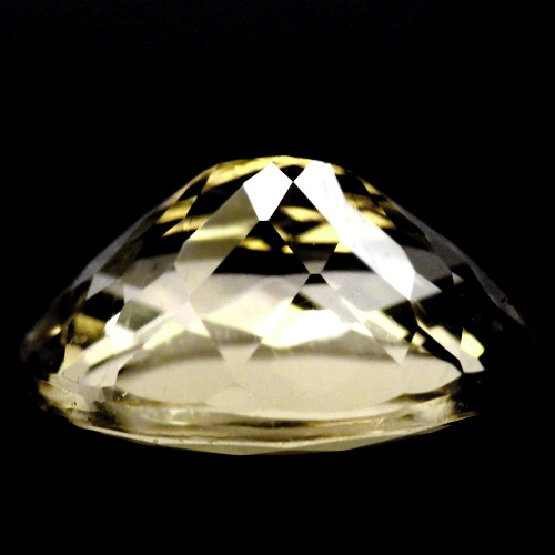 สคาโพไลท์สีเหลือง (Scapolite) 3.47 กะรัต