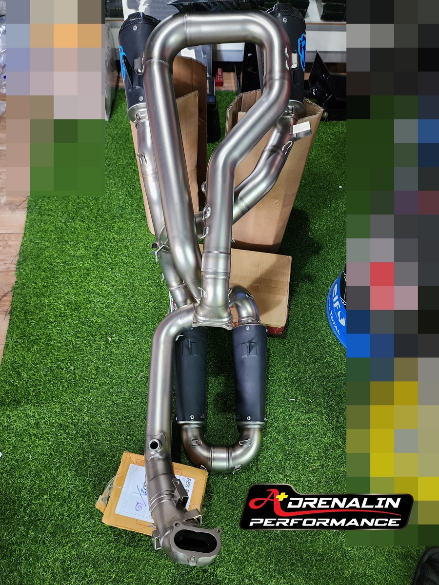 ท่อ Termignoni full สำหรับ V2 2020+ ปลายไทเทคู่ดำ ออกท้าย SBK Edition