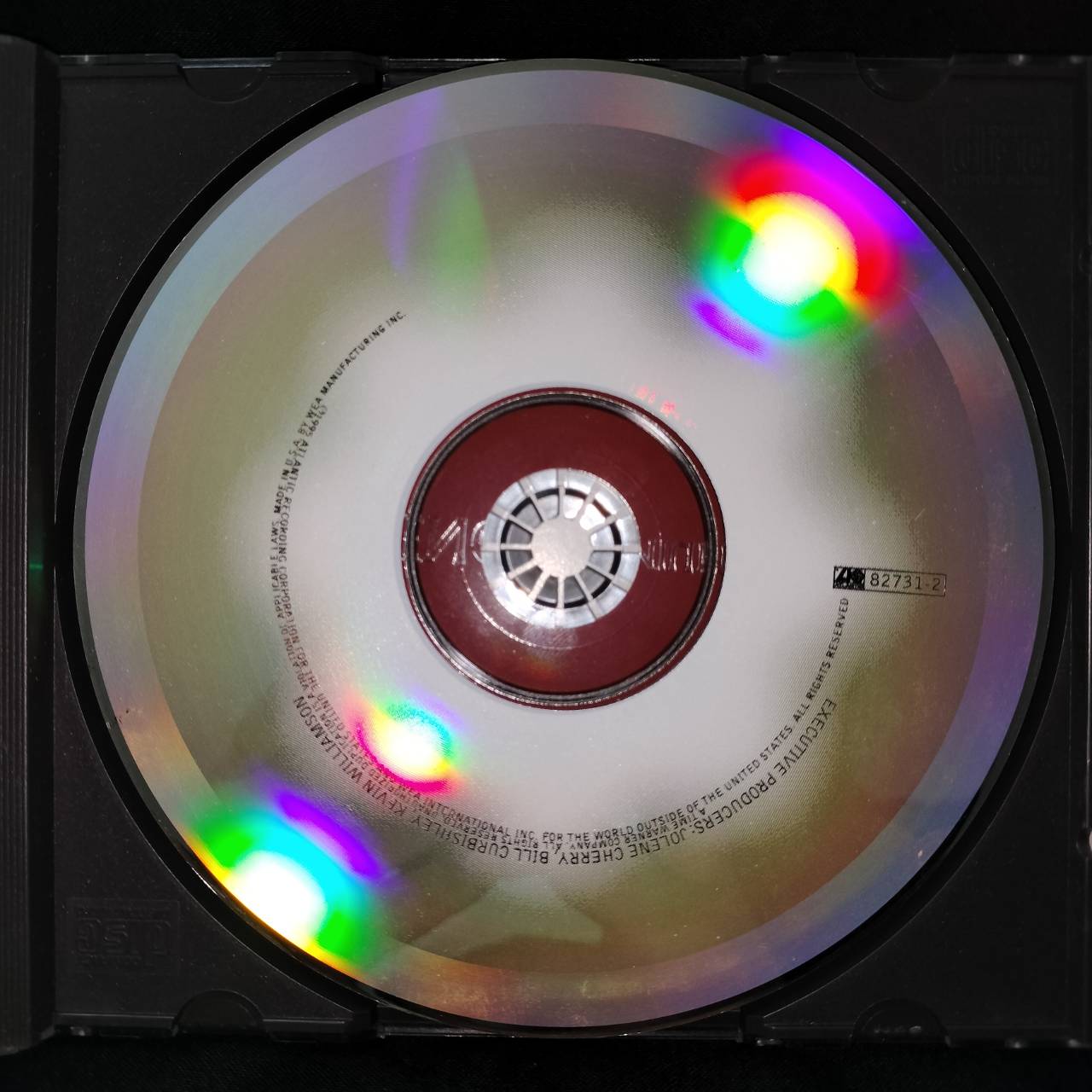 Various – Encomium: A Tribute To Led Zeppelin / USA / แผ่นดี (ทะลุขอบเล็กน้อยไม่โดนเนื้อแผ่น)