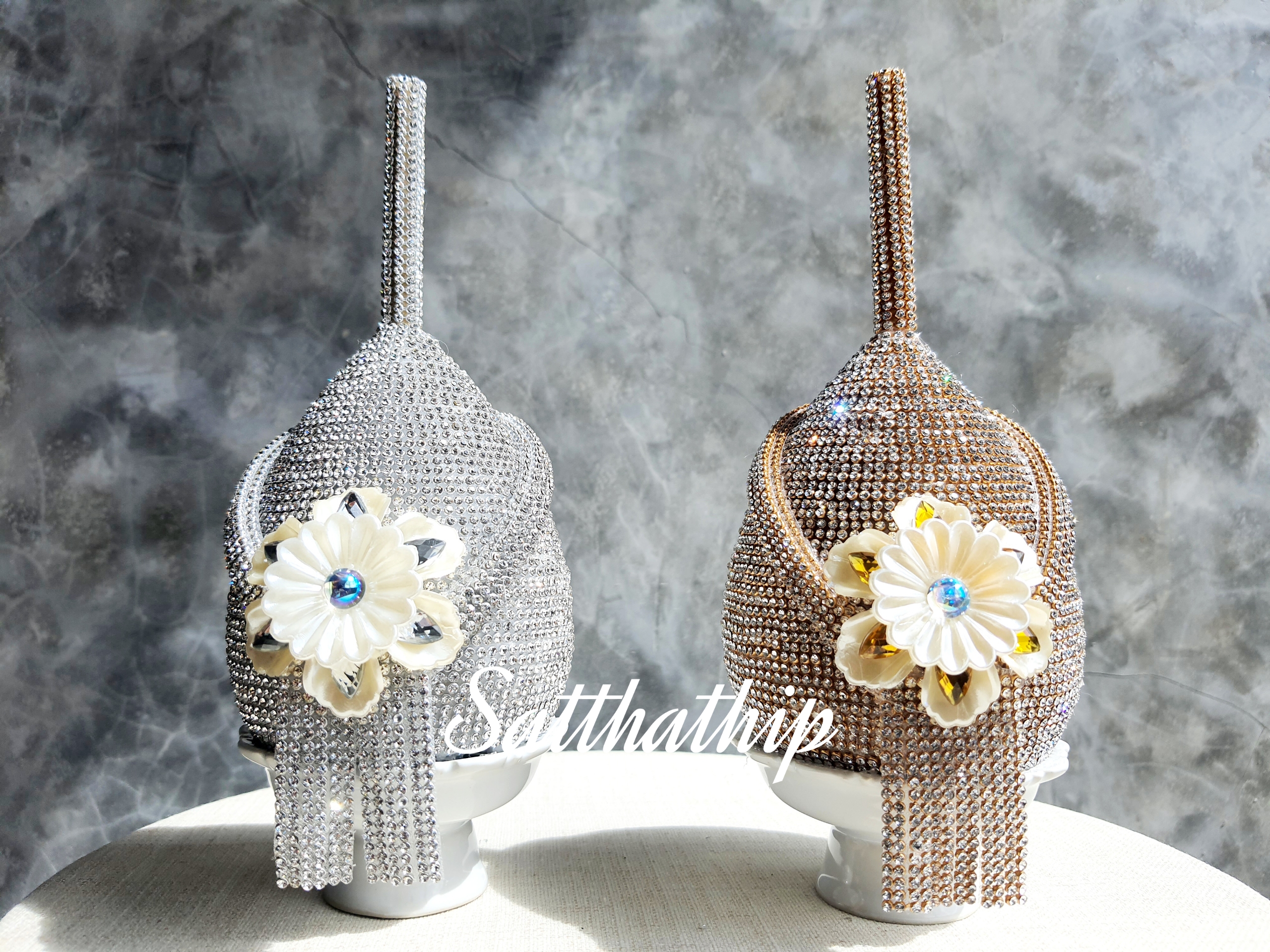 พานพุ่ม - พานพุ่มสักการะ - พานพุ่มเงินทอง - พานพุ่มนพเก้า [3 นิ้ว/ 1,400บาท/คู่]