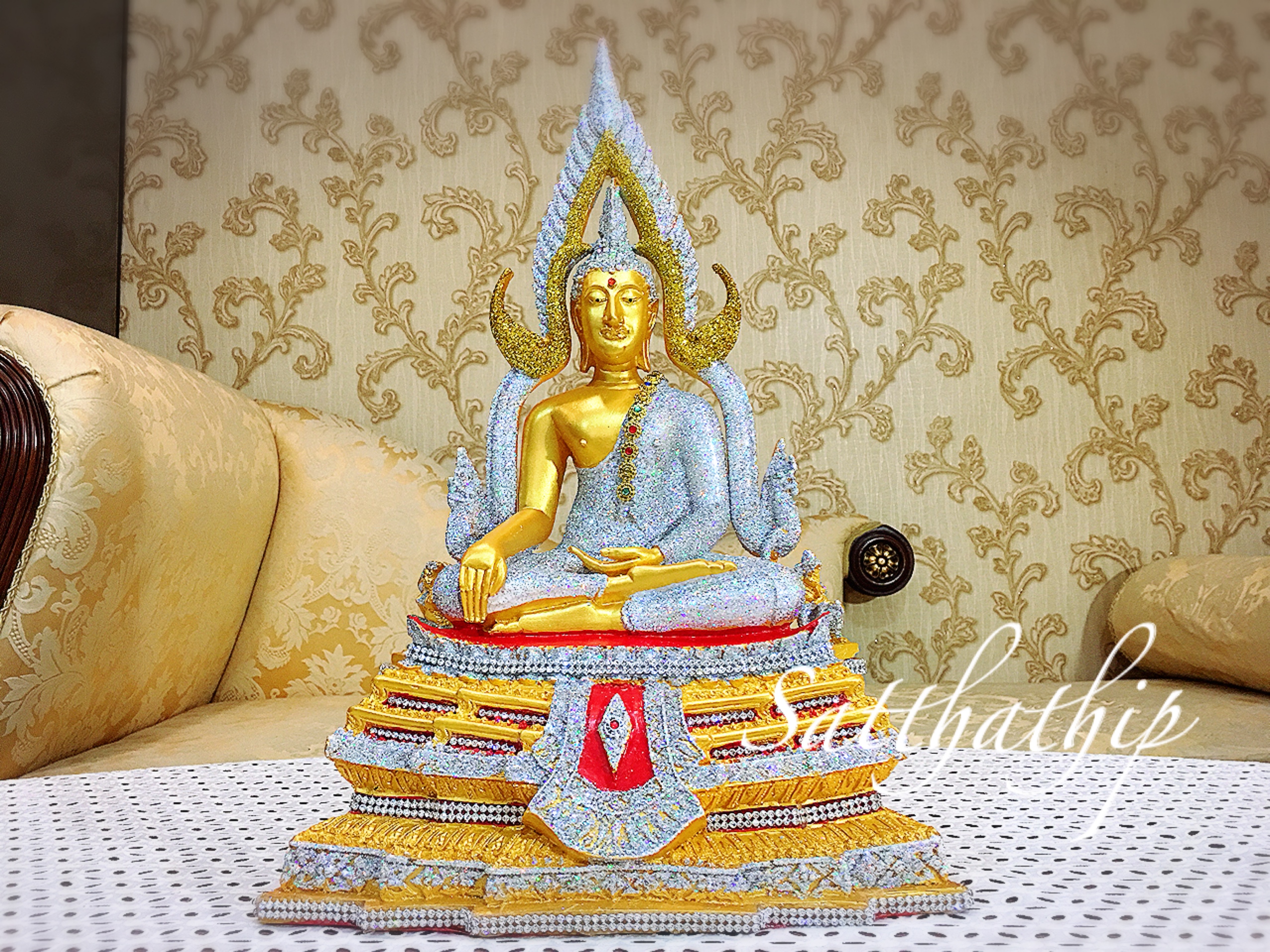 พระพุทธรูปพระพุทธชินราช จำลอง ประดับคริสตัล - พระพุทธรูปจำลอง - Buddha statue