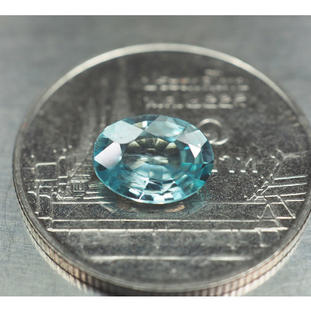 เพทาย (Blue Zircon) 1.20 กะรัตสีฟ้า