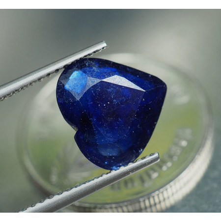 พลอยไพลิน (Blue Sapphire) 2.95 กะรัต