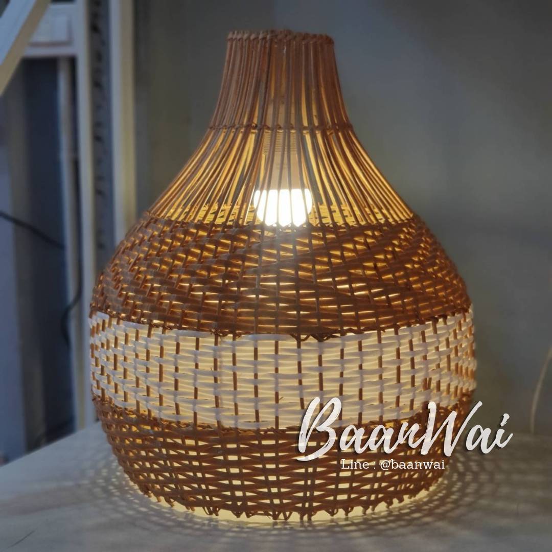 โคมไฟหวายเทียม ทรงน้ำเต้า ขนาด 45*45 cm